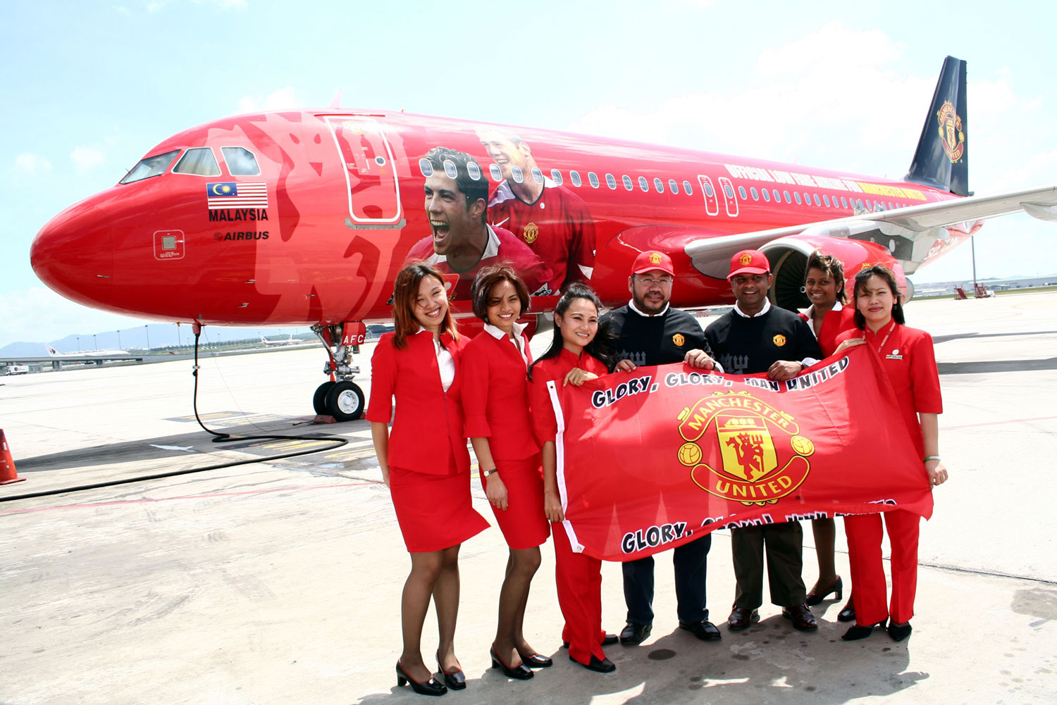 Manchester United Becomes First Football Club to Have its Own Aircraft    football club indonesia