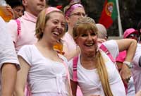 Pictures of the 2009 Hong Kong Sevens - click for high resolution which opens in a new window / tab