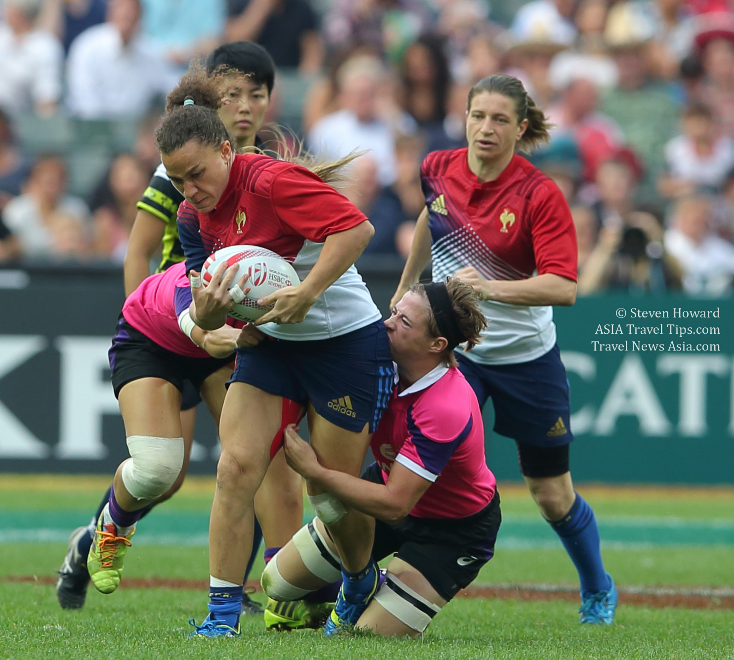 France vs South Africa action from the Cathay Pacific / HSBC Hong Kong Sevens 2016 Picture by Steven Howard of TravelNewsAsia.com Click to enlarge.
