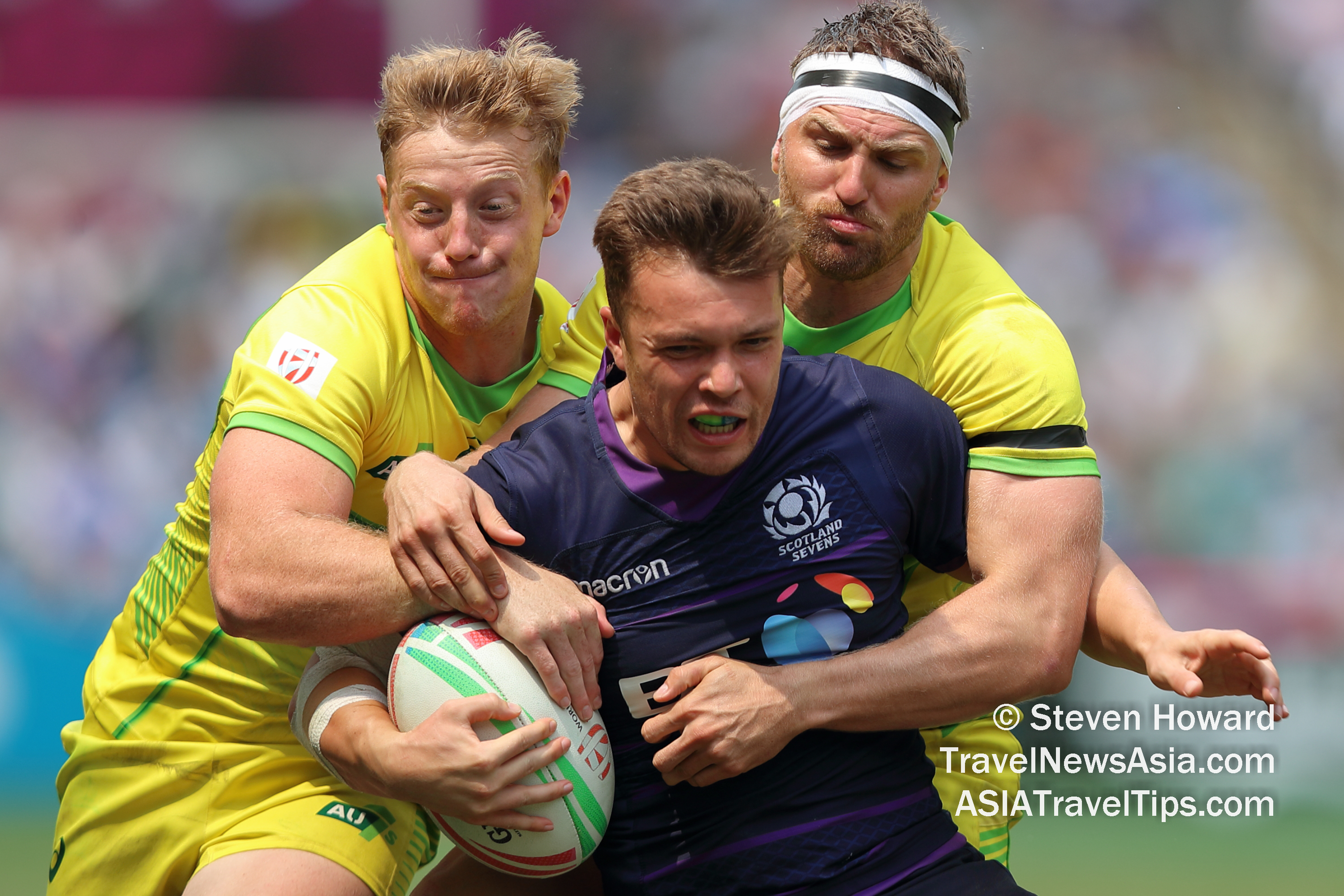 Action between Australia and Scotland during the Cathay Pacific / HSBC Hong Kong Sevens 2019. Picture by Steven Howard of TravelNewsAsia.com Click to enlarge.