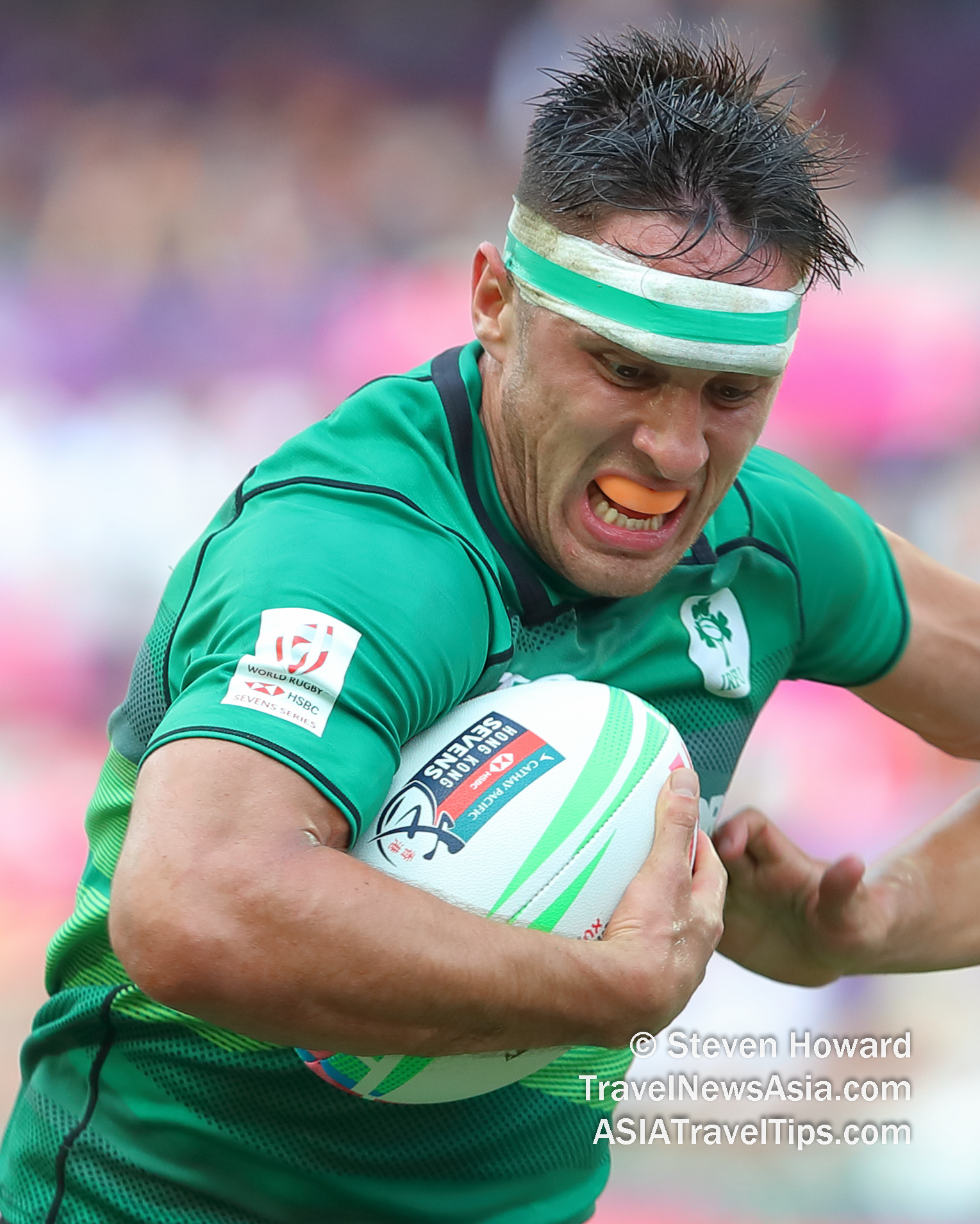 Ireland in action vs Hong Kong at the Cathay Pacific / HSBC Hong Kong Sevens 2019. Picture by Steven Howard of TravelNewsAsia.com Click to enlarge.