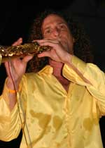 Pictures of Kenny G performing at the Jazz Festival Royale in Bangkok, Thailand - click to enlarge