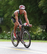 Chris McCormack competing in Laguna Phuket Triathlon 2013