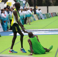 Pictures of the 2013 Standard Chartered Hong Kong Marathon