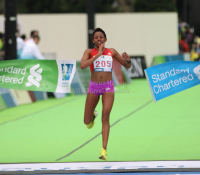 Pictures of the 2013 Standard Chartered Hong Kong Marathon