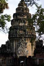 Pictures of Phimai (Thailand) including Vimaya Nattakarn drama - click to see larger version which opens in a new window / tab