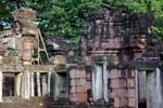 Pictures of Phimai (Thailand) including Vimaya Nattakarn drama - click to see larger version which opens in a new window / tab