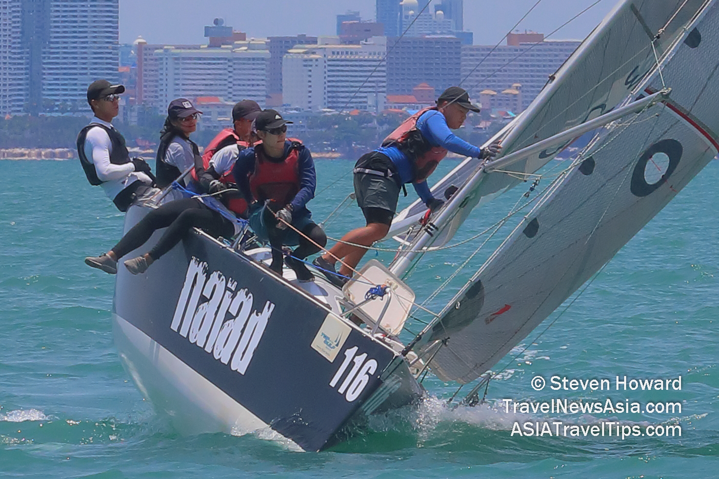 Action from the Top of the Gulf Regatta 2019. Picture by Steven Howard of TravelNewsAsia.com Click to enlarge.