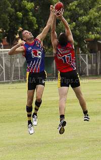 Aussie Rules Football (AFL) Pictures of Thailand Tigers in Action in Bangkok on 16 June 2012