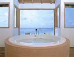 Stunning Bath in the Ocean Bungalows of the Huvafen Fushi Resort - Madlives 