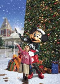 A Magical Christmas to Arrive Early at Hong Kong Disneyland - click to enlarge