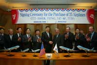 Korean Air orders 25 Boeing Aircraft - click to enlarge