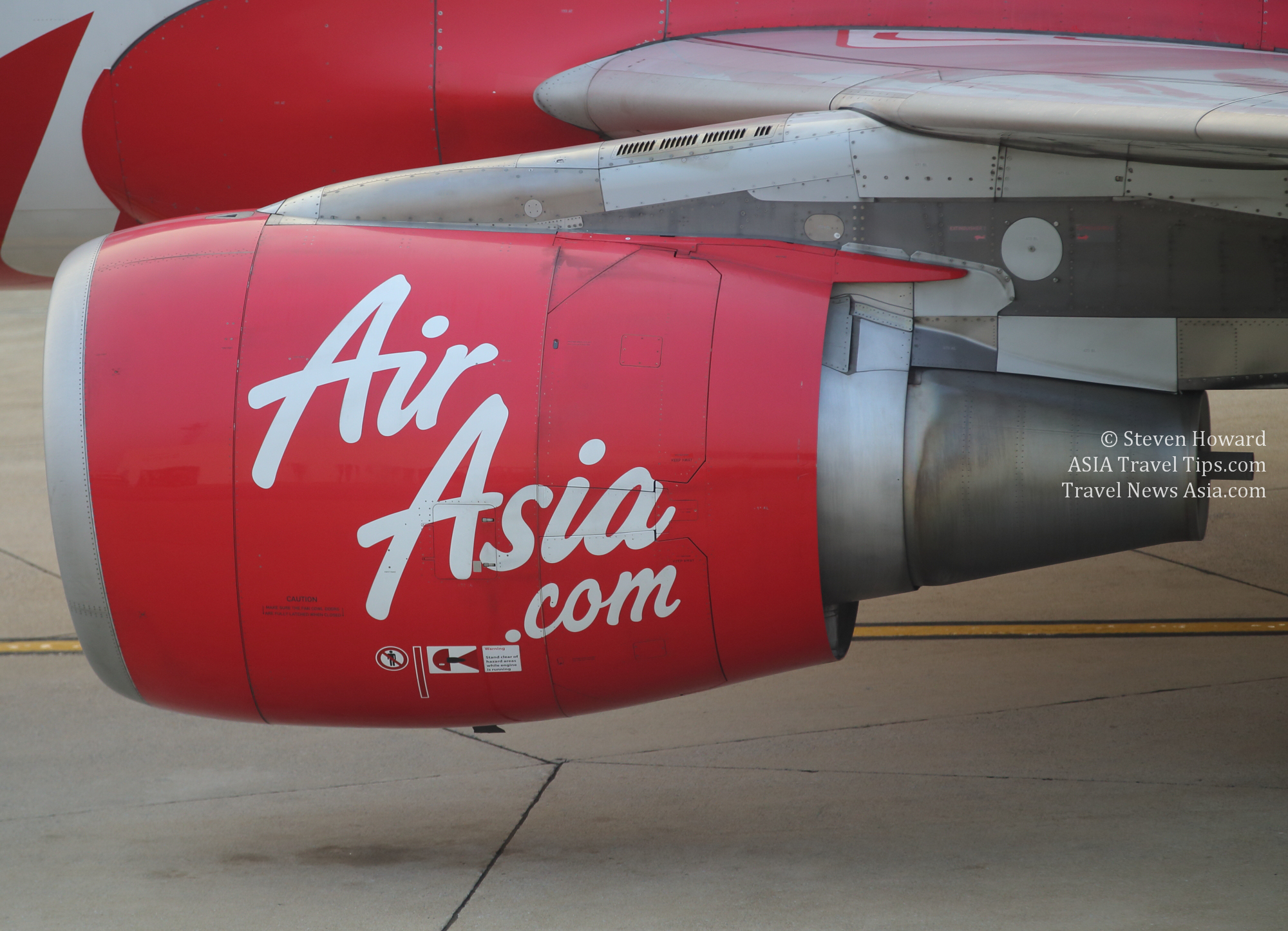 Engines on an AirAsia Airbus A320. Picture by Steven Howard of TravelNewsAsia.com Click to enlarge.