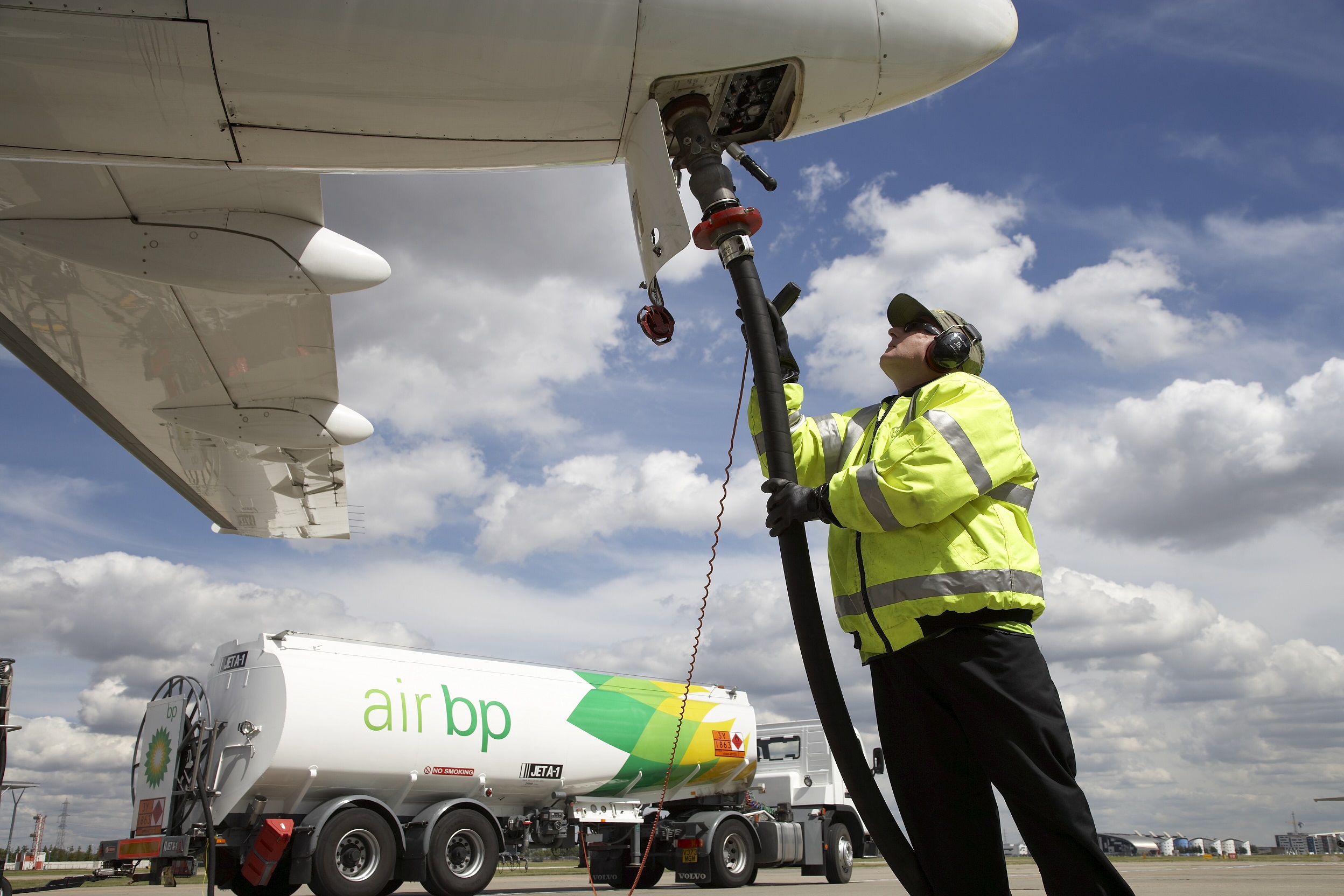 Air bp will make the Neste-produced SAF available at select airports in Europe, with deliveries to airports including Stockholm (ARN) and Oslo (OSL) expected to begin in the coming weeks. Click to enlarge.