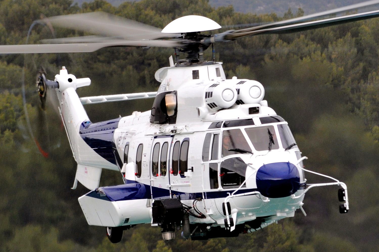 Japan’s National Police Agency (NPA) has ordered one new Airbus H225 (pictured) and four Airbus H135 helicopters as part of its fleet modernisation programme. Click to enlarge.