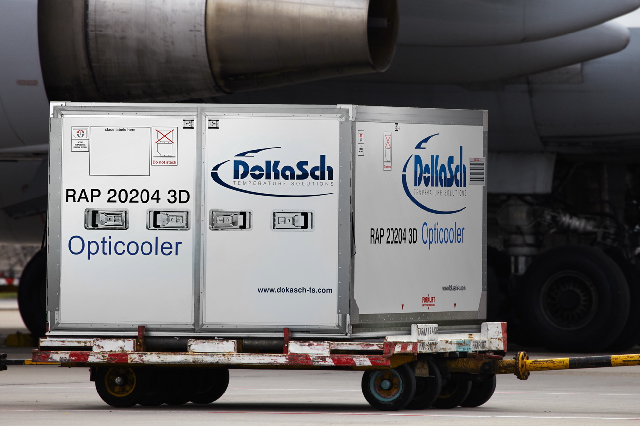 Delta Air Lines recently approved the use of the DoKaSch Opticooler RAP container on its aircraft as part of its cold chain pharma program for the safe transportation of vaccines. This high-end, state-of-the-art climate-control solution offers pharmaceutical and life science companies a controlled and reliable 2-8°C and 15-25°C options, enabling it to be used for Pharma 1 transportation including vaccines, without the need for dry ice.  Click to enlarge.
