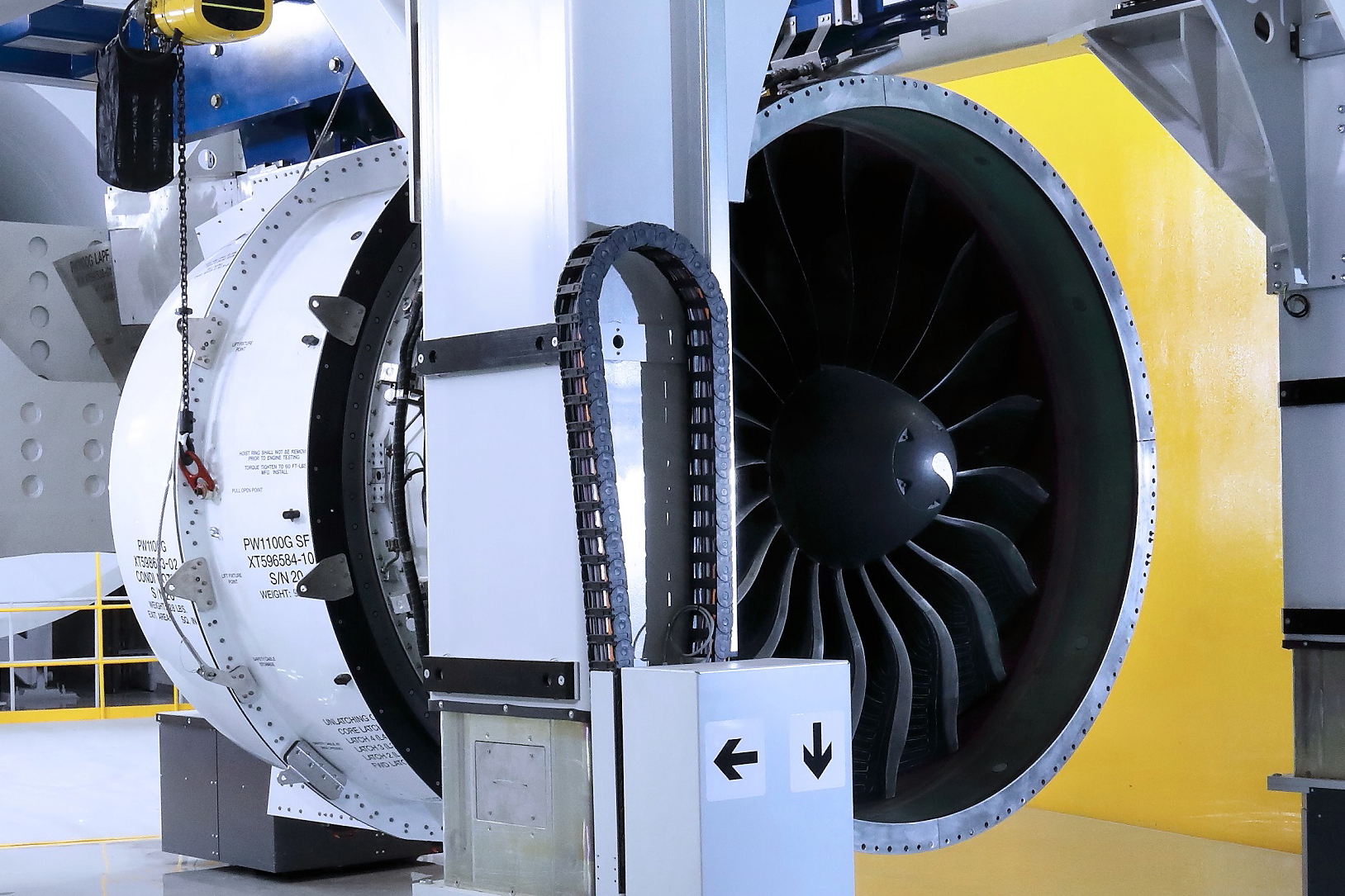 Pratt & Whitney GTF Engine. Click to enlarge.