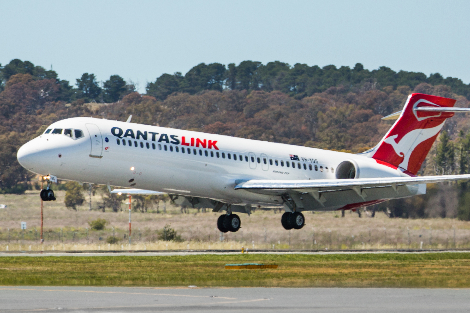 All flights are being operated by QantasLink’s dual class Boeing 717s featuring 12 seats in Business and 98 seats in Economy, offering around 2,500 seats per week across the three routes. Click to enlarge.