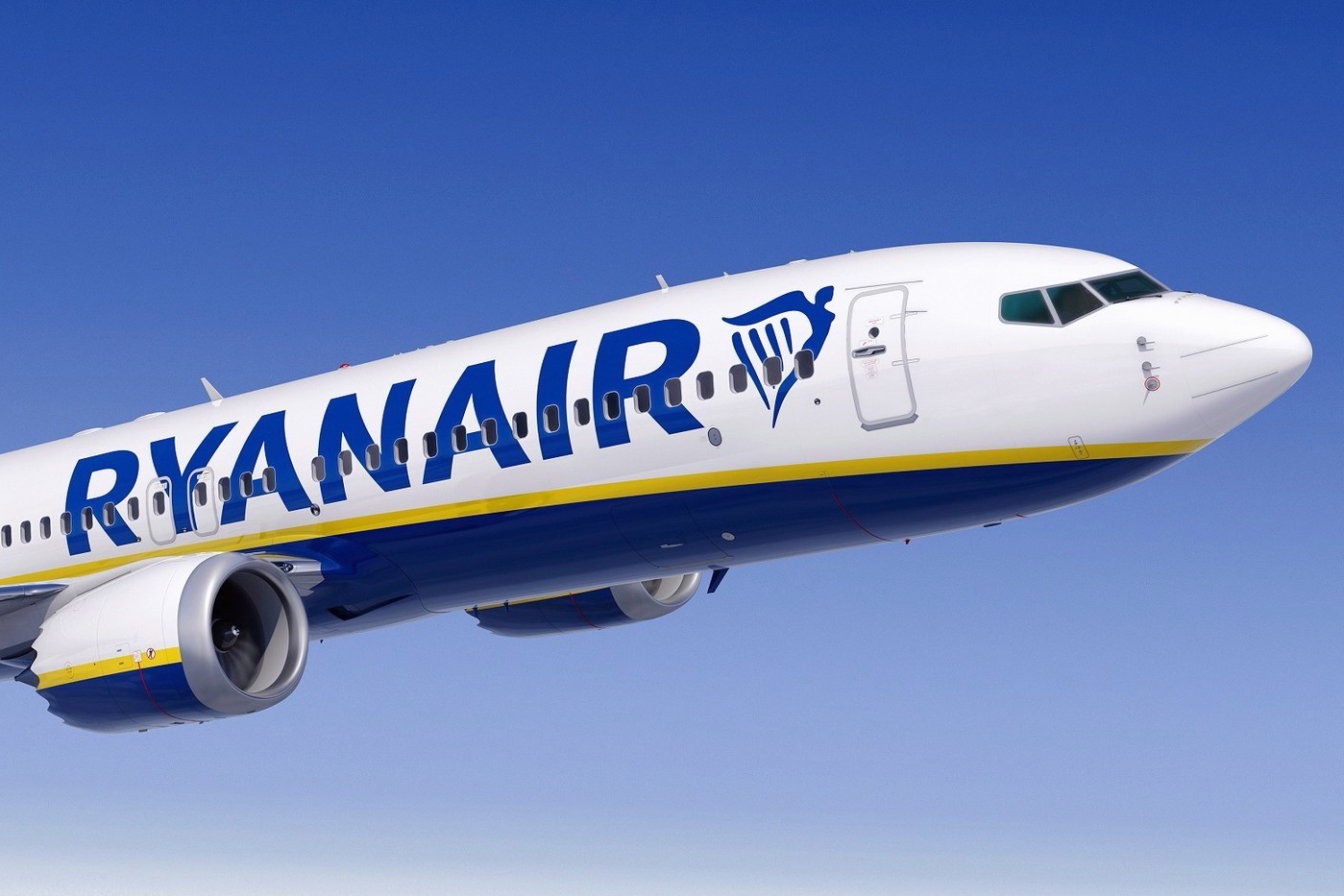 Ryanair has signed a purchase agreement for 75 additional Boeing 737 MAX airplanes, increasing its order book to 210 jets. Click to enlarge.
