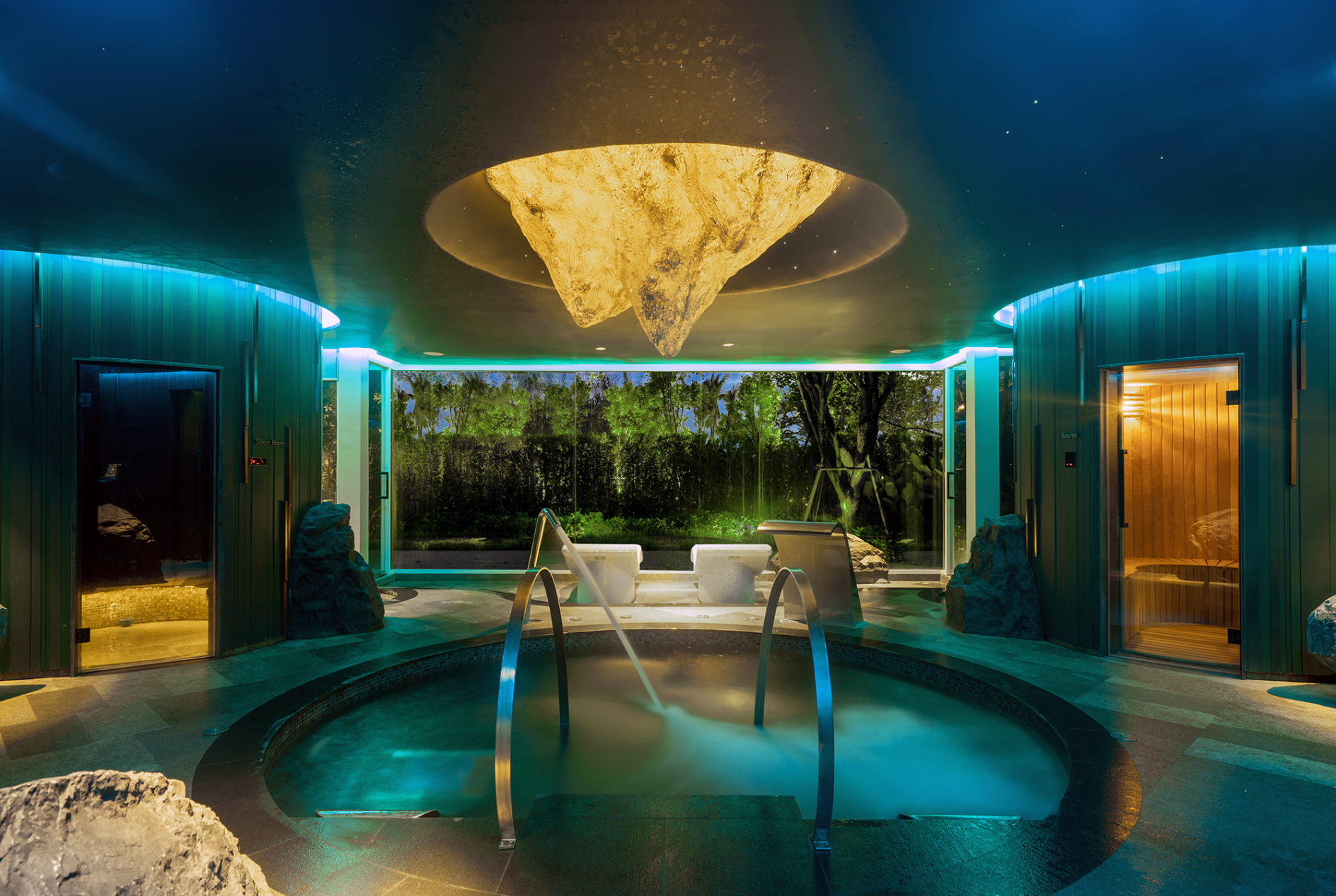The Rainforest at Banyan Tree Krabi - a maze of hydrotherapeutic stations, including a steam room and sauna, ice fountain, jet pool, and an array of waterjets designed to simultaneously stimulate and soothe the body and mind. Click to enlarge.
