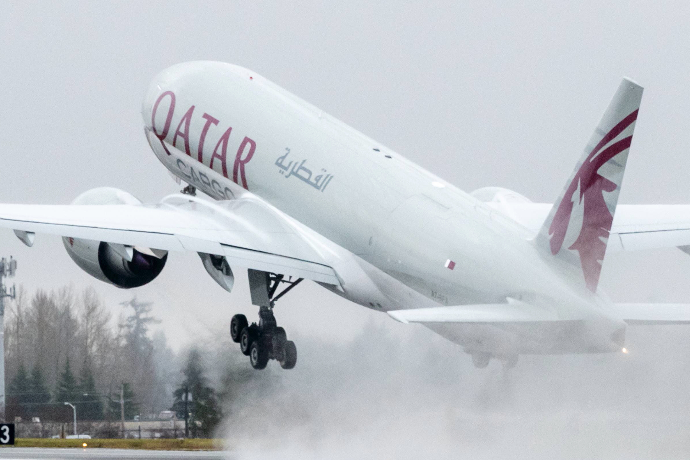 Qatar Airways Boeing 777F. Click to enlarge.