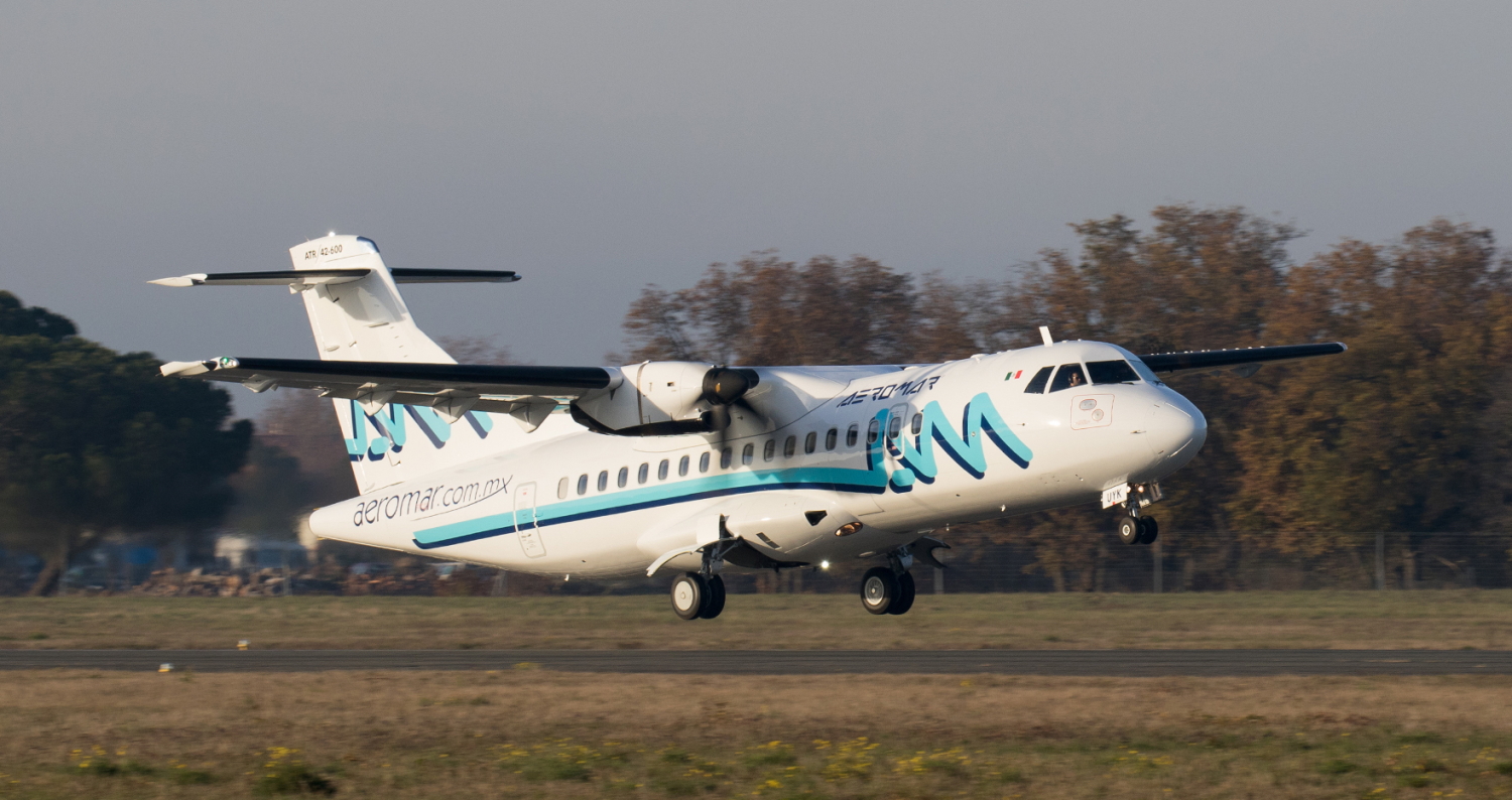 Aeromar's ATR taking off