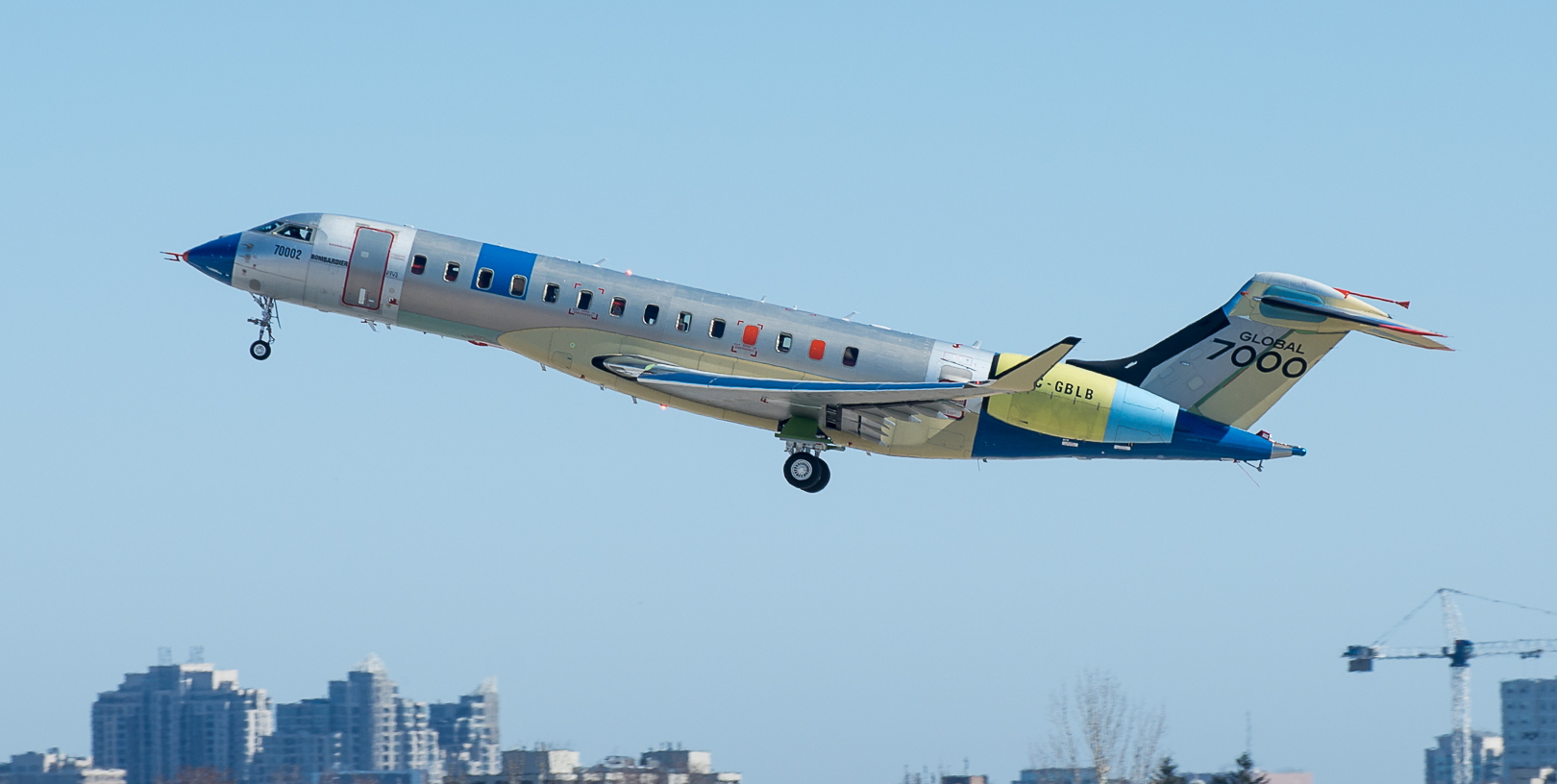 Second Bombardier Global 7000 flight test vehicle takes to the sky