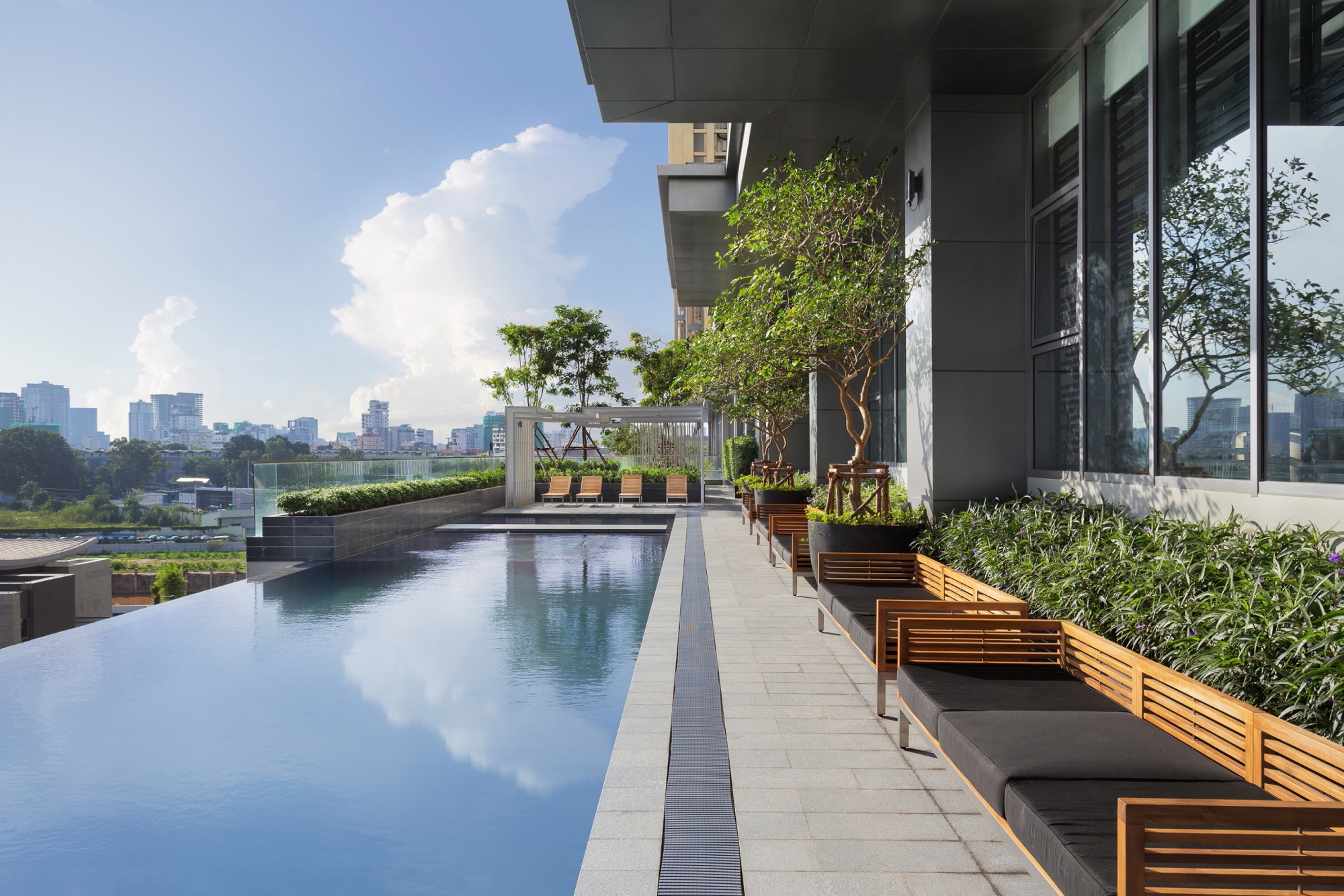 Great looking pool at the CASA Meridian Residence in Phnom Penh, Cambodia. Click to enlarge.