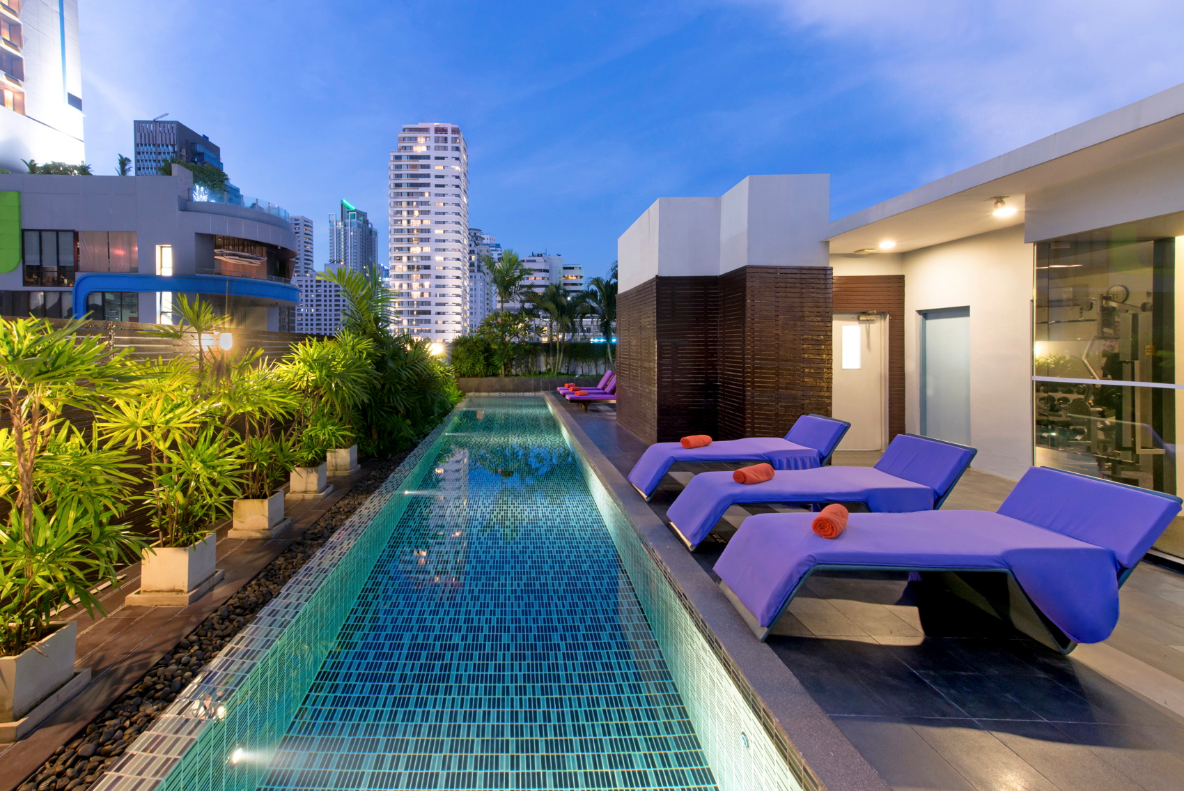Swimming pool at the Citadines Sukhumvit 11 in Bangkok, Thailand. Click to enlarge.