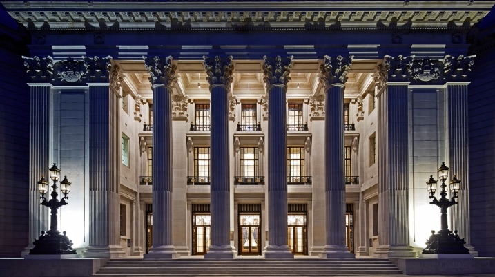 What a facade! The impressive building housing the luxurious Four Seasons Hotel London at Ten Trinity Square