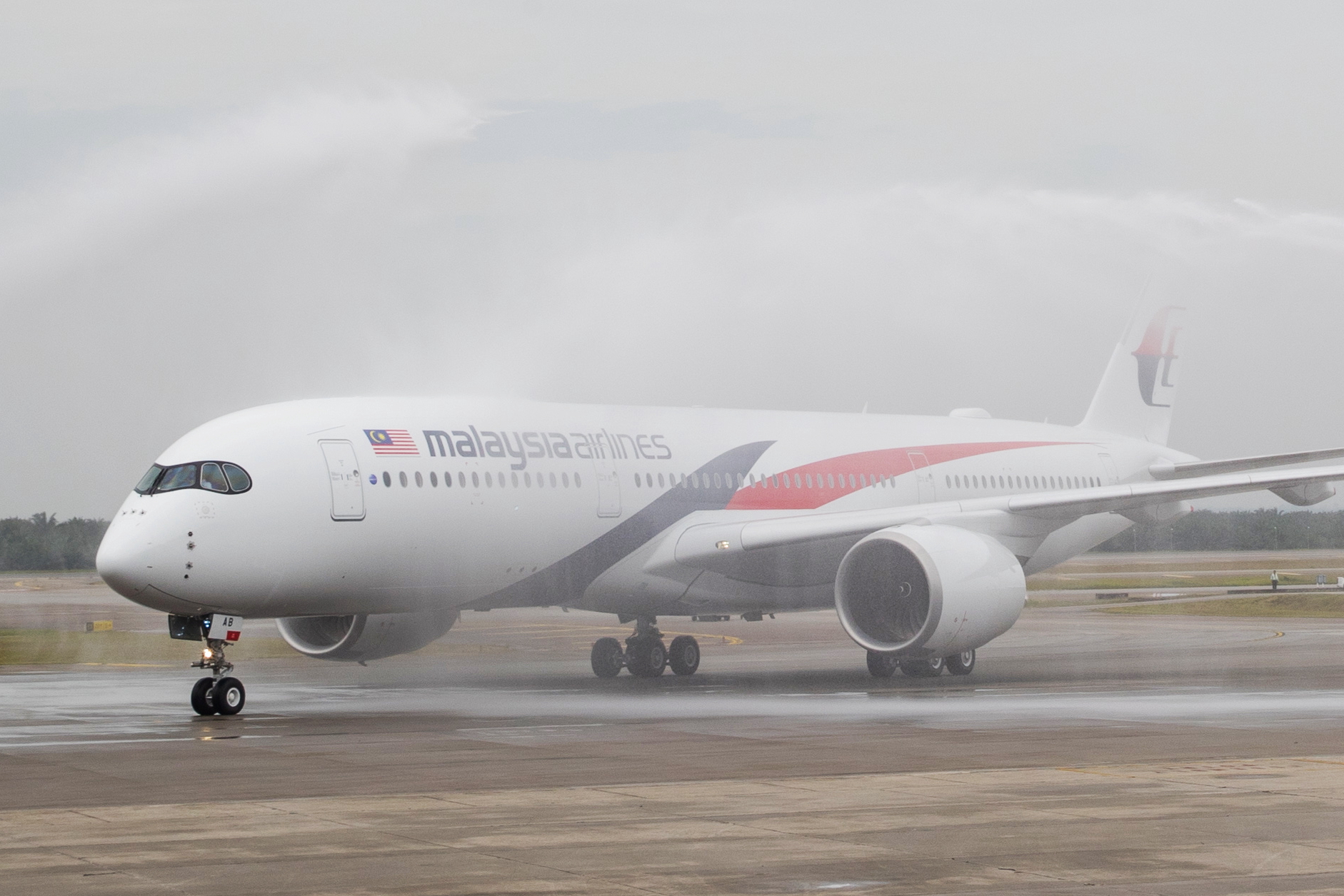 Malaysia Airlines Airbus A350. Click to enlarge.