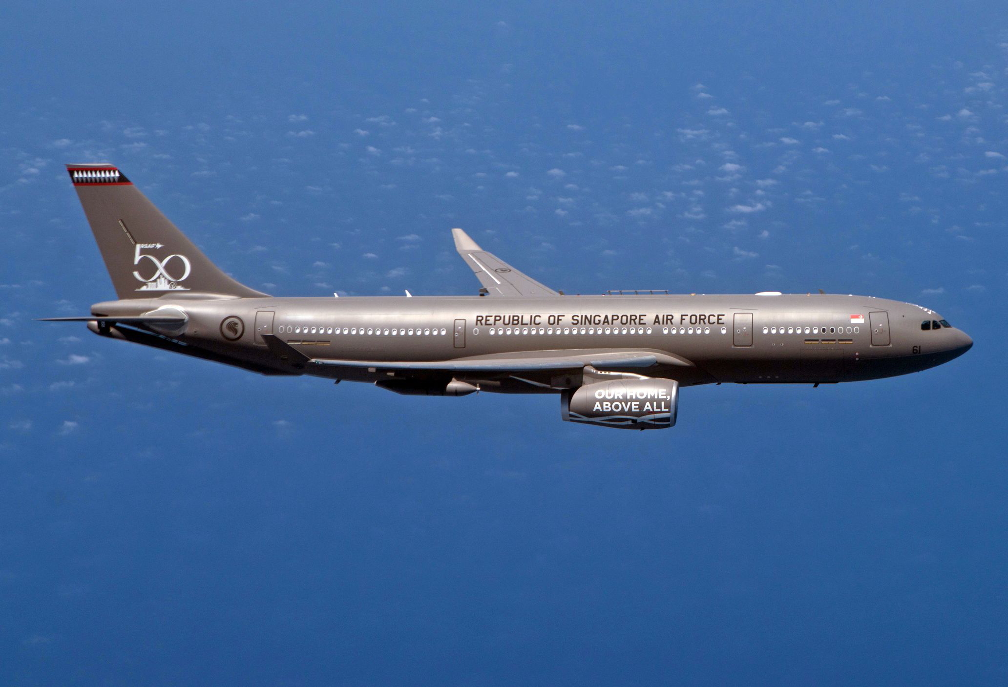 Republic of Singapore Air Force's Airbus A330 MRTT. Click to enlarge.