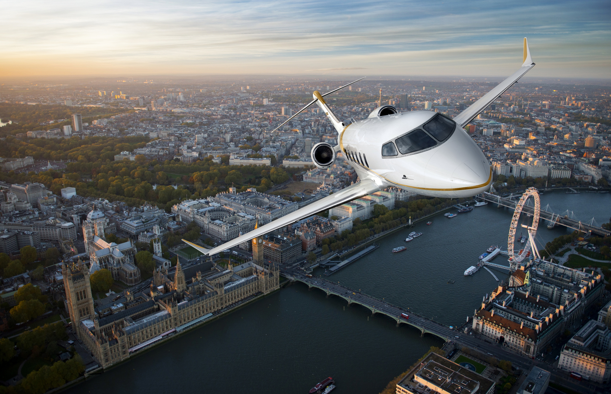 Bombardier Challenger 350 Business Jet. Click to enlarge.