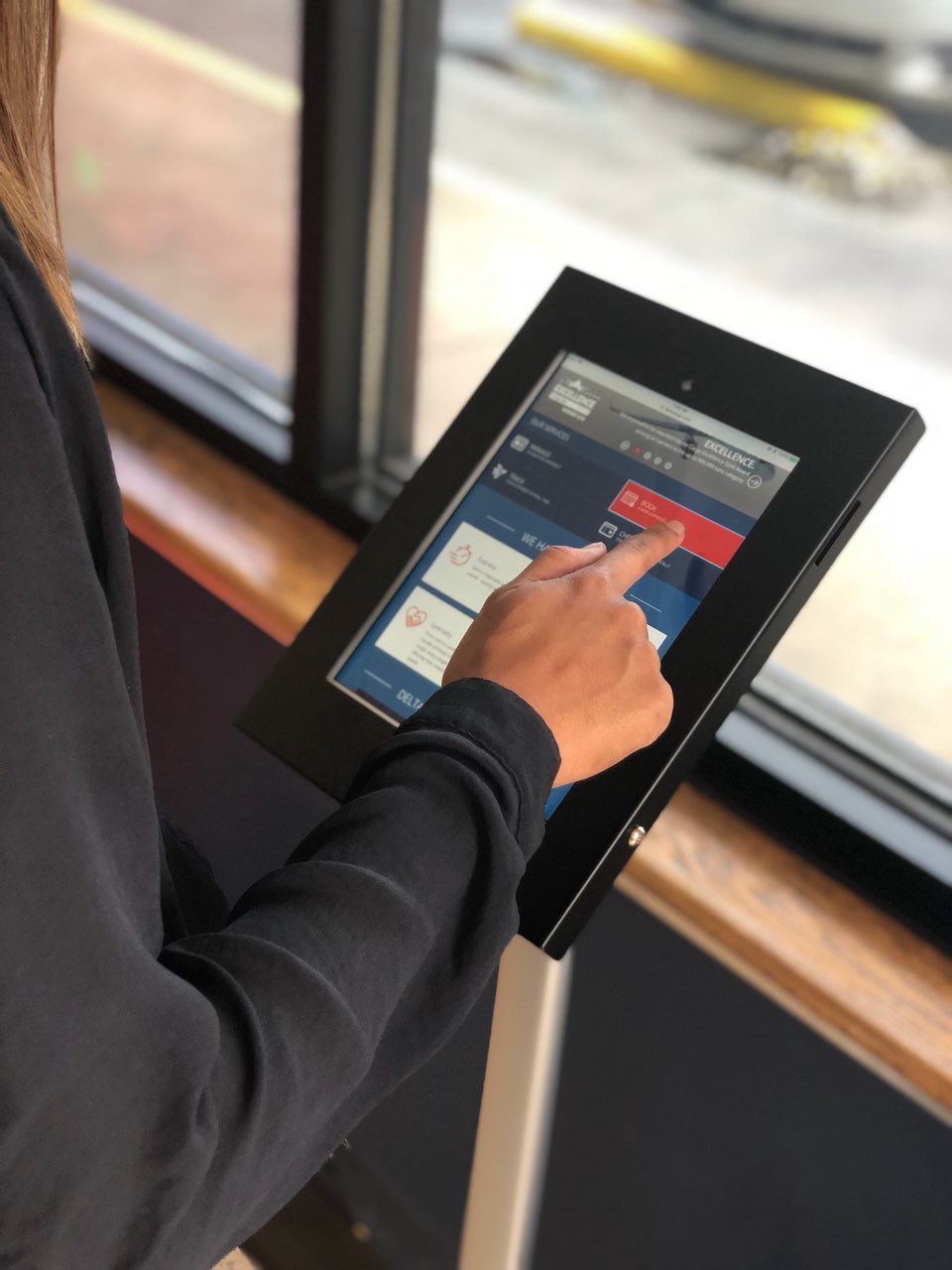Delta Cargo to Install Self-Service iPad Kiosks at More Hubs in USA. Click to enlarge.