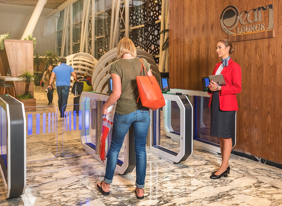 The Moroccan Airports Authority (ONDA) has partnered with National Aviation Services (NAS) to launch e-gates at the Pearl Lounge in the Marrakech Menara Airport departures area. With this new state-of-the-art, self-service check in, guests visiting the Pearl Lounge can access the lounge faster without checking in at the reception desk or waiting in a queue. Passengers simply scan their printed or online boarding pass at the gate and enter the lounge. Click to enlarge.