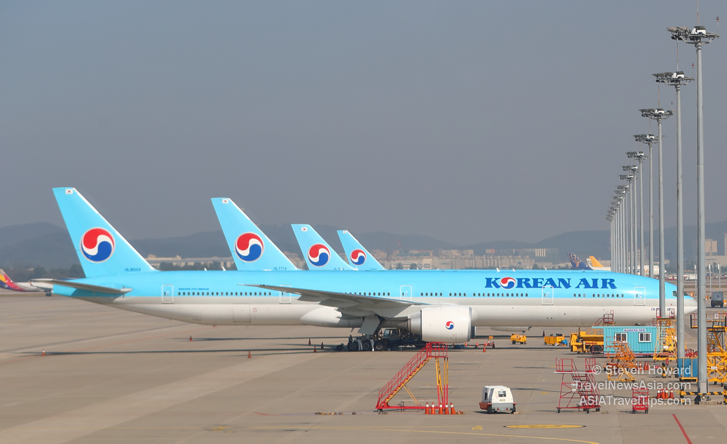 Korean Air aircraft. Picture by Steven Howard of TravelNewsAsia.com Click to enlarge.