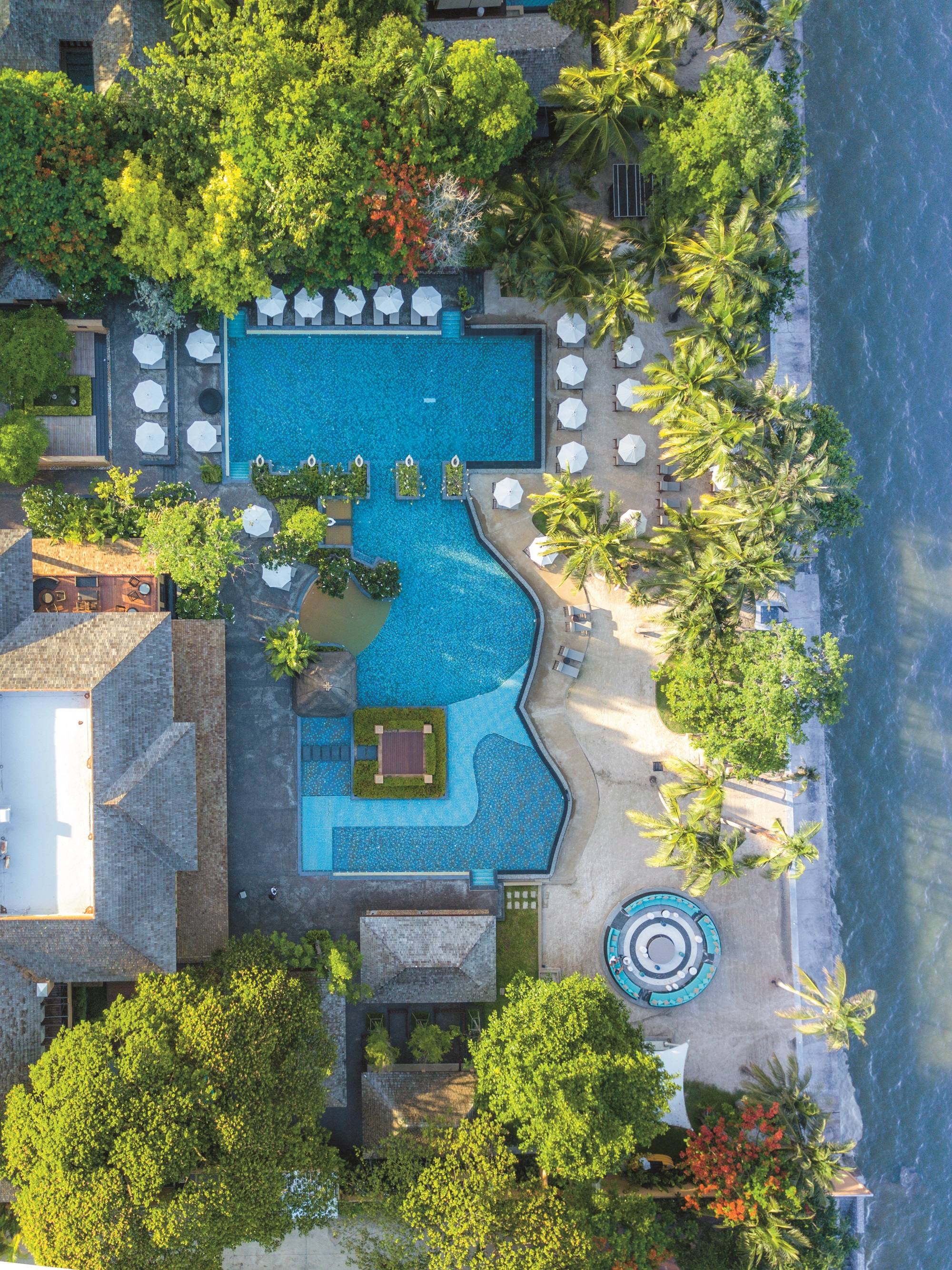 Formerly the Asara Villa & Suite Hua Hin, the beachfront resort has undergone a complete rebranding and refurbishment and is now called the Mövenpick Asara Resort & Spa Hua Hin. Click to enlarge.