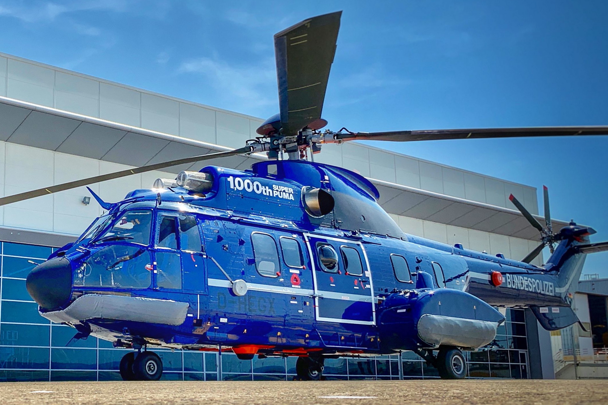 Airbus has delivered its 1,000th Super Puma helicopter, a twin-engine multi-role H215 assembled in Marignane, France, and handed over to the German Federal Police (Bundespolizei) to support the German Havarie Command, which manages maritime emergencies off of Germany’s coast. Click to enlarge.