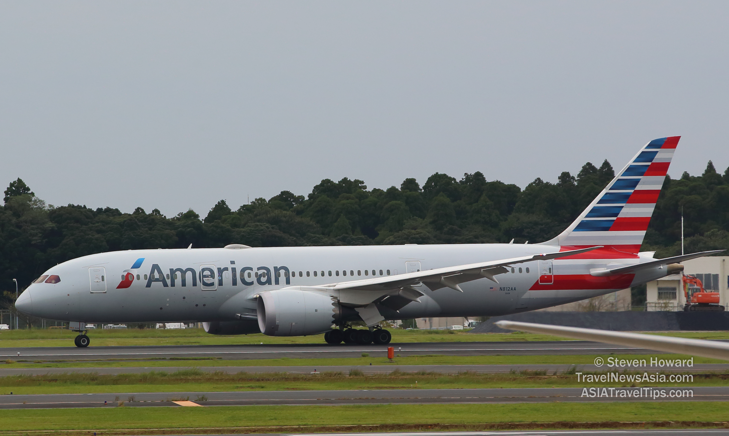 American Airlines Boeing 787-8 reg: N812AA. Picture by Steven Howard of TravelNewsAsia.com Click to enlarge.
