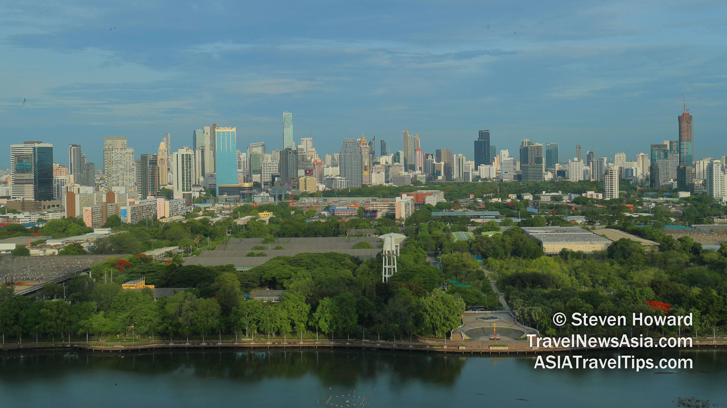 Just part of the absolutely amazing view from a Lakeview room at the Shama Lakeview Asoke in Bangkok, Thailand. Picture by Steven Howard of TravelNewsAsia.com Click to enlarge.