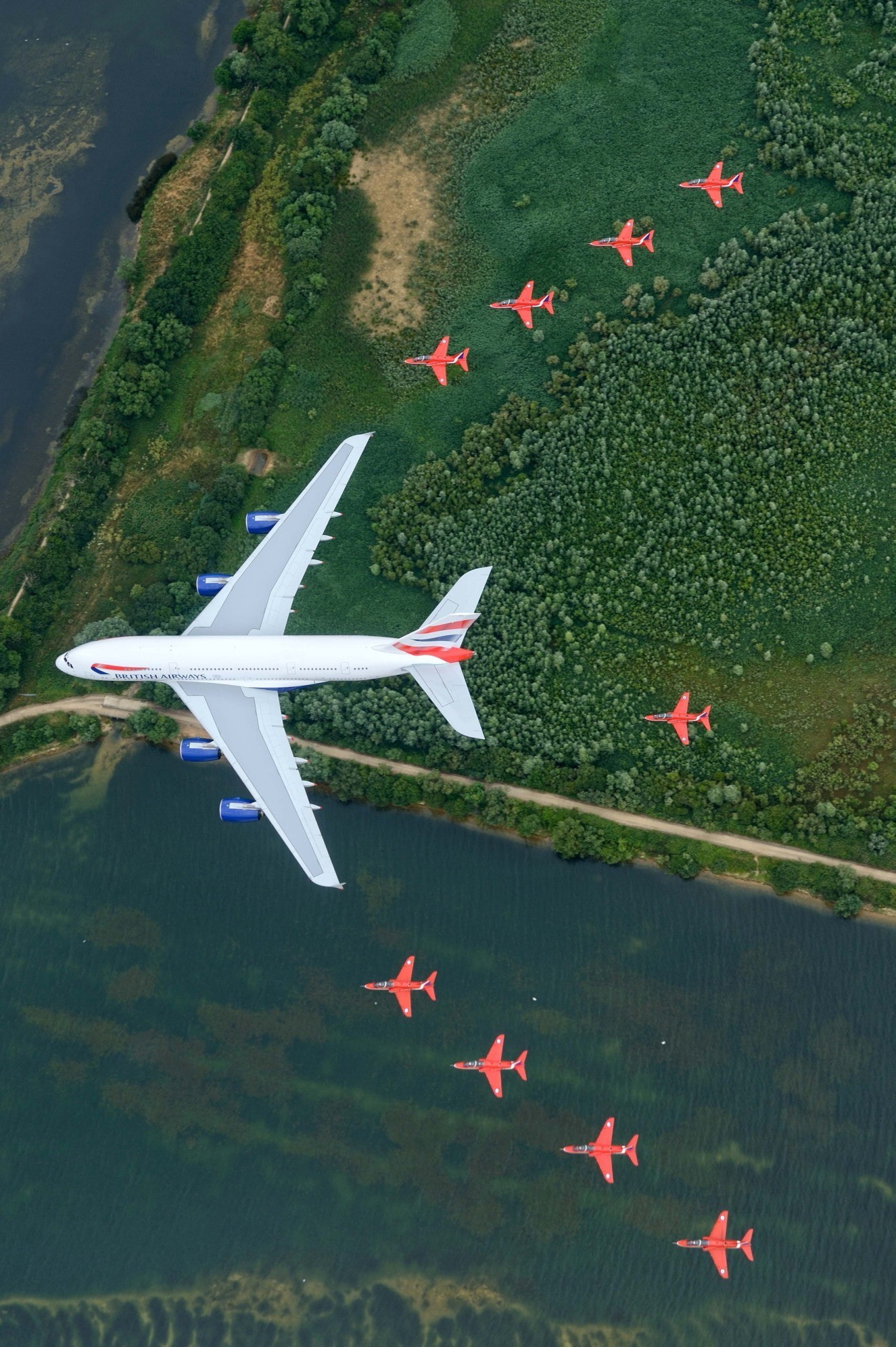 The Great British Red Arrows flying with a British Airways Airbus A380.. Click to enlarge.