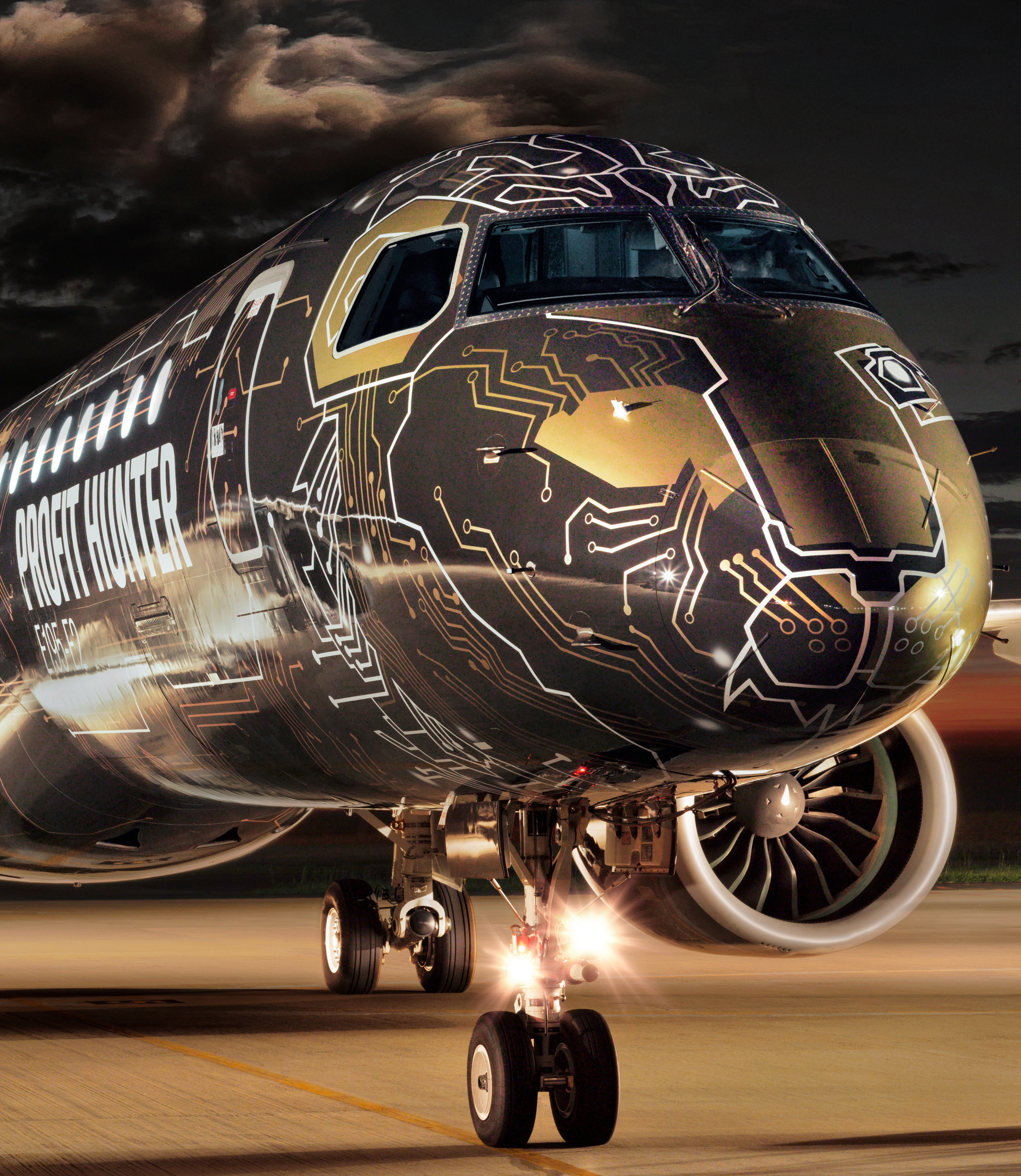 Embraers latest Profit Hunter, the E195-E2, will make its Russian debut at the upcoming Moscow Air Show, MAKS-2019, from 27 August - 1 September. The jet features the special Tech Lion livery that covers the entire aircraft. Click to enlarge.