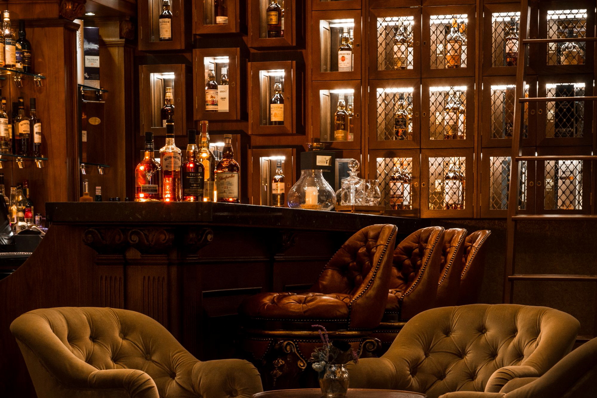 The Clavis Whisky Bar at the MacLeod House & Lodge in Aberdeen features an extensive selection of Scottish and International malt whiskies carefully selected from the world’s leading producers. Rare and highly sought-after releases sit alongside well-known favourites and traditional Scottish brands giving guests a unique choice of liquors to sample and savour. Click to enlarge.