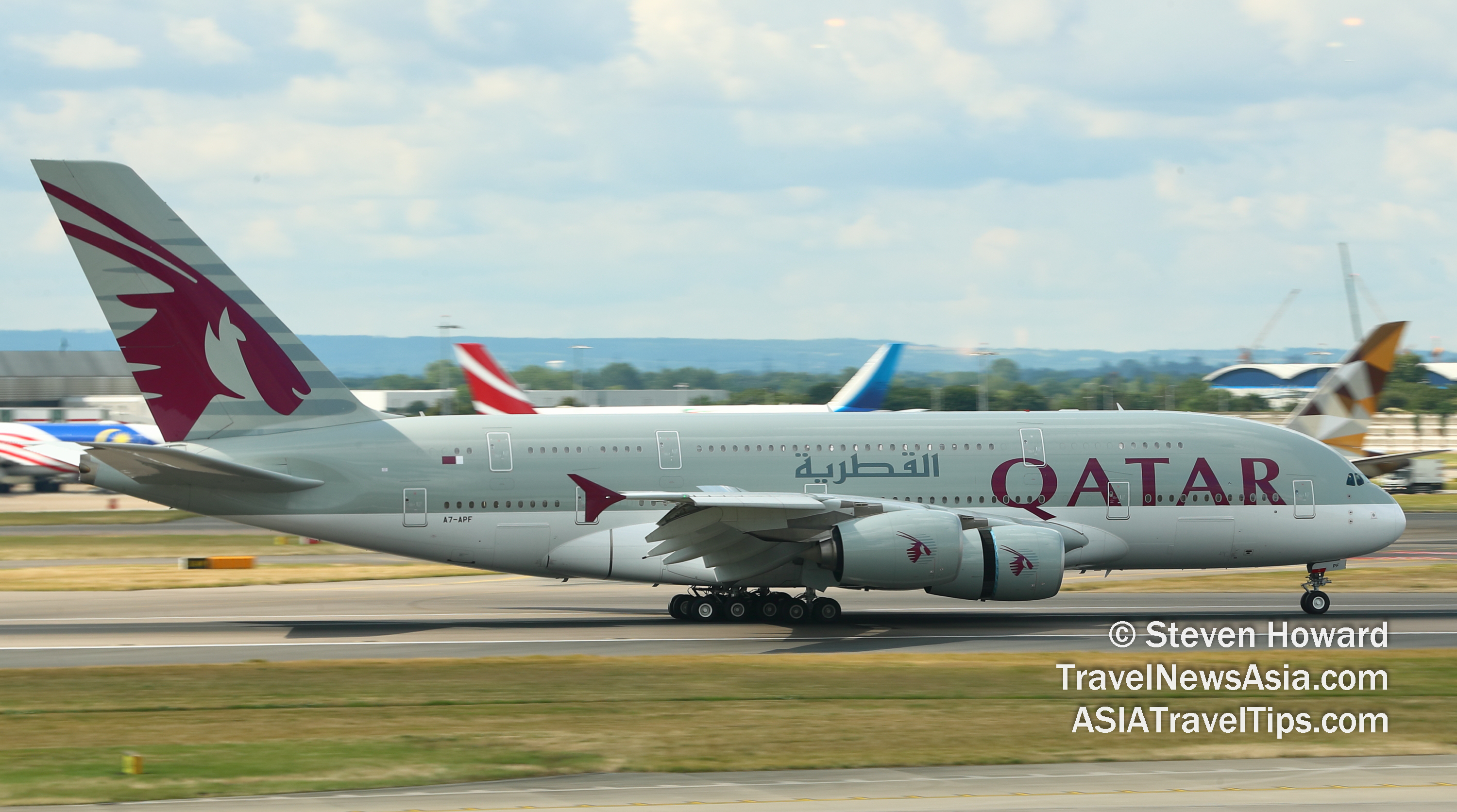 Qatar Airways Airbus A380 reg: A7-APF. Picture by Steven Howard of TravelNewsAsia.com Click to enlarge.