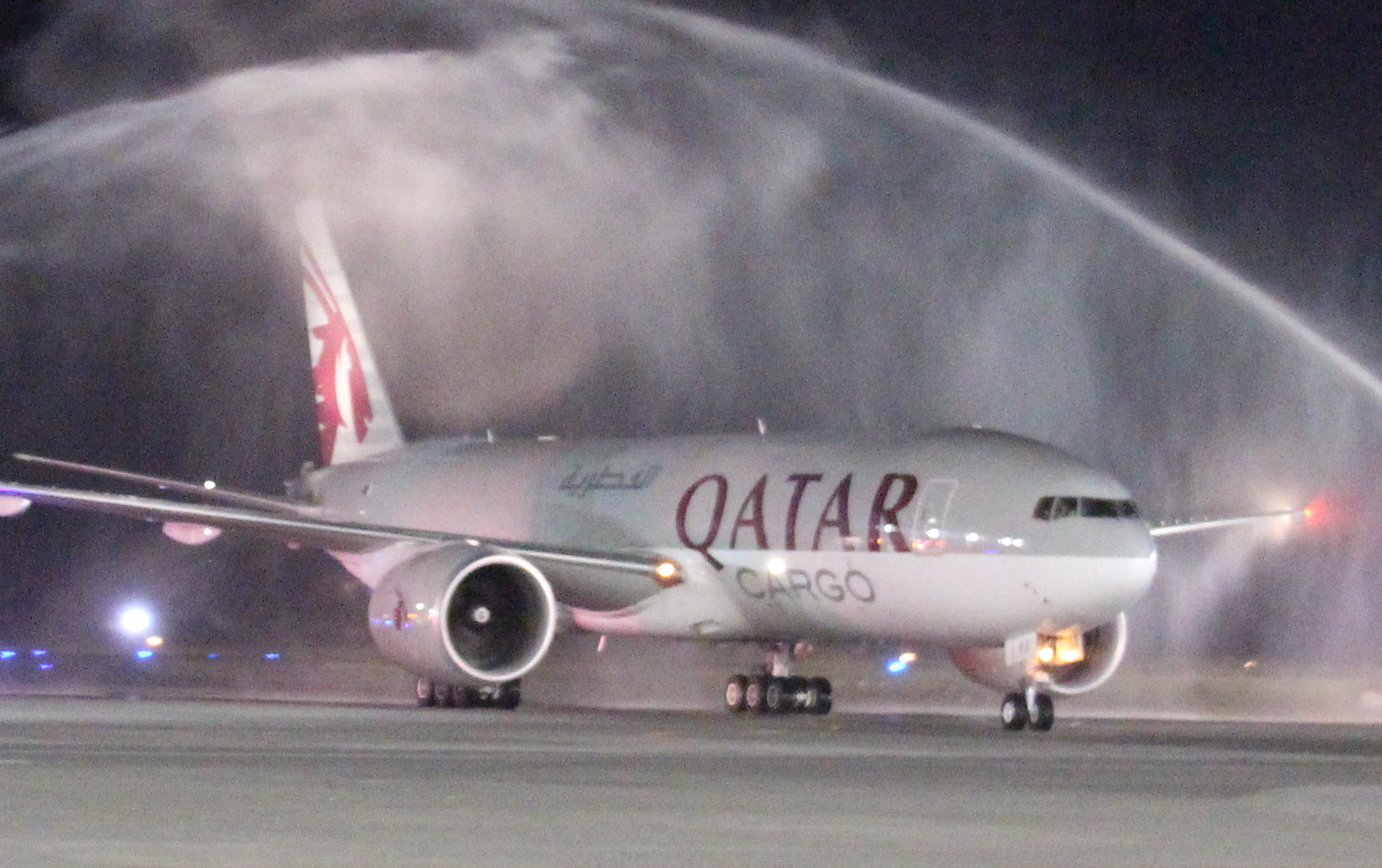 Qatar Airways Cargo Boeing 777F. Click to enlarge.
