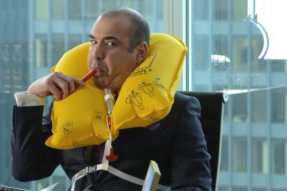 The American Actor Rick Hoffman stars in Air New Zealand's latest safety video. Click to enlarge.