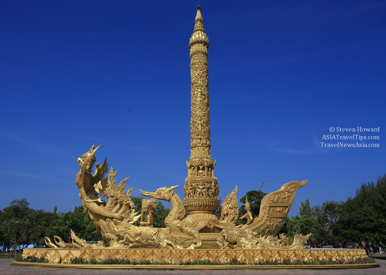 Beautiful sculpture at Tung Sri Muang park in Ubon Ratchathani, Thailand